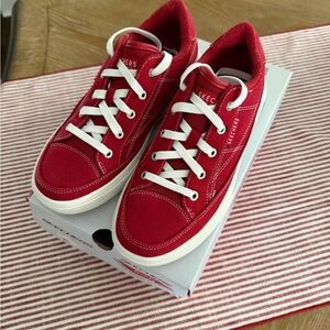 Skechers Red Arch Fit Sneakers